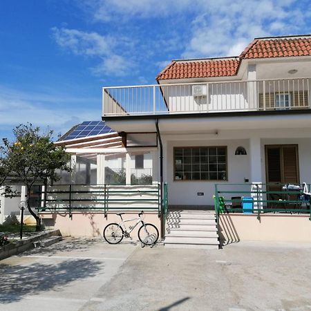 Monolocale Tirreno Studio Seafront Formia Ngoại thất bức ảnh