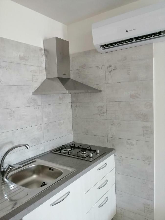Monolocale Tirreno Studio Seafront Formia Ngoại thất bức ảnh